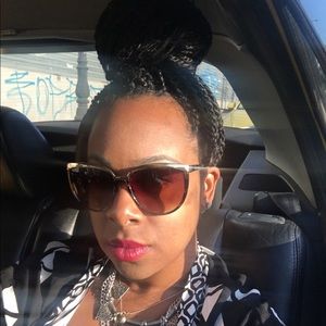 Meet your Posher, Alana